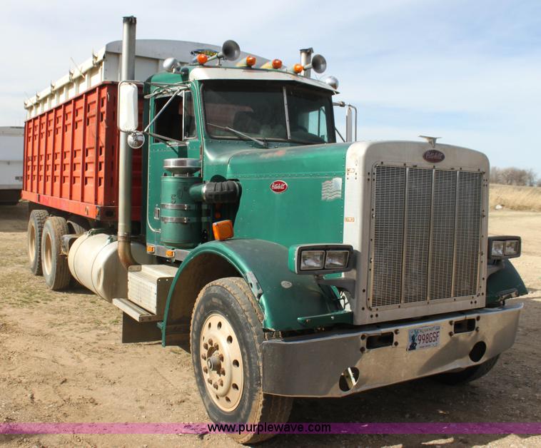 image for item L6507 1984 Peterbilt 359 grain truck