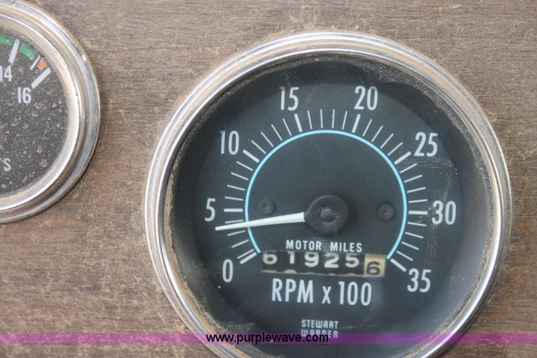 image for item L6507 1984 Peterbilt 359 grain truck