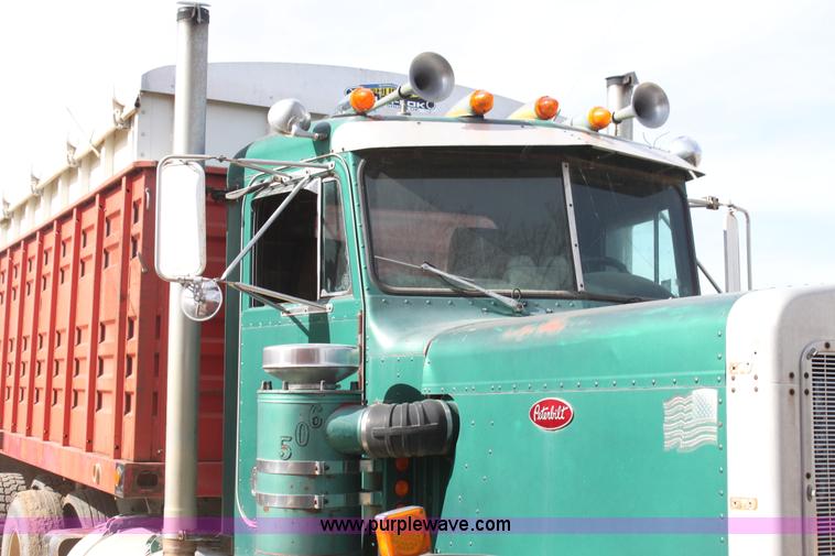 image for item L6507 1984 Peterbilt 359 grain truck