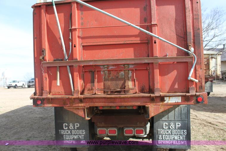 image for item L6507 1984 Peterbilt 359 grain truck