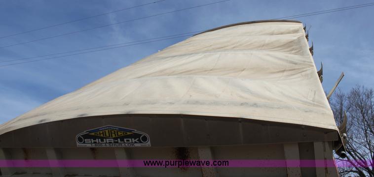 image for item L6507 1984 Peterbilt 359 grain truck