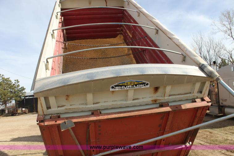 image for item L6507 1984 Peterbilt 359 grain truck