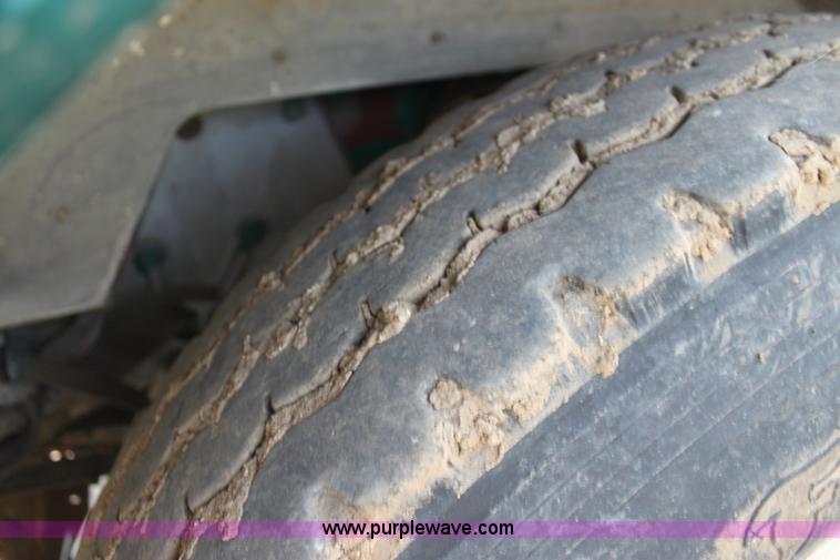 image for item L6507 1984 Peterbilt 359 grain truck