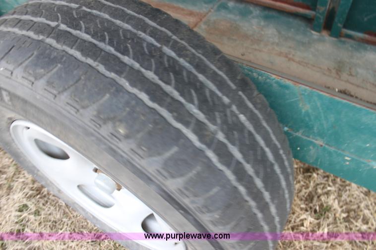 image for item L6508 Lemarks Oklahoma Pride creep feeder