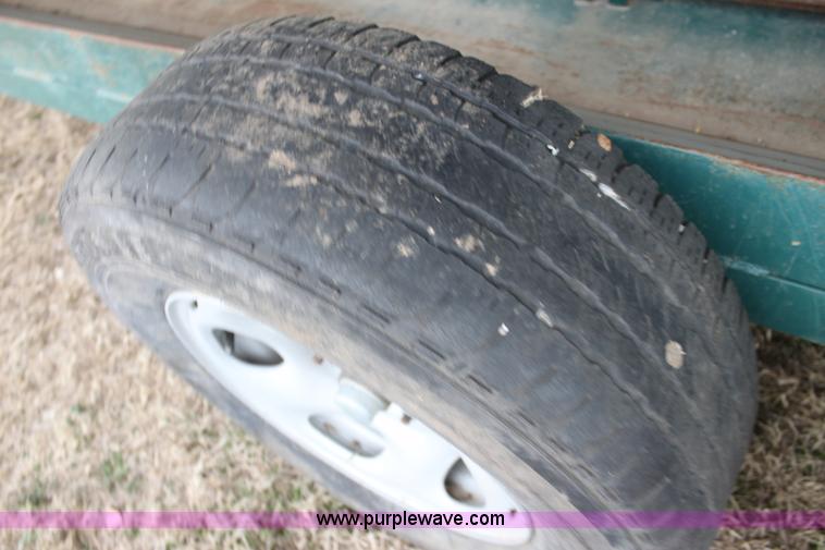 image for item L6508 Lemarks Oklahoma Pride creep feeder