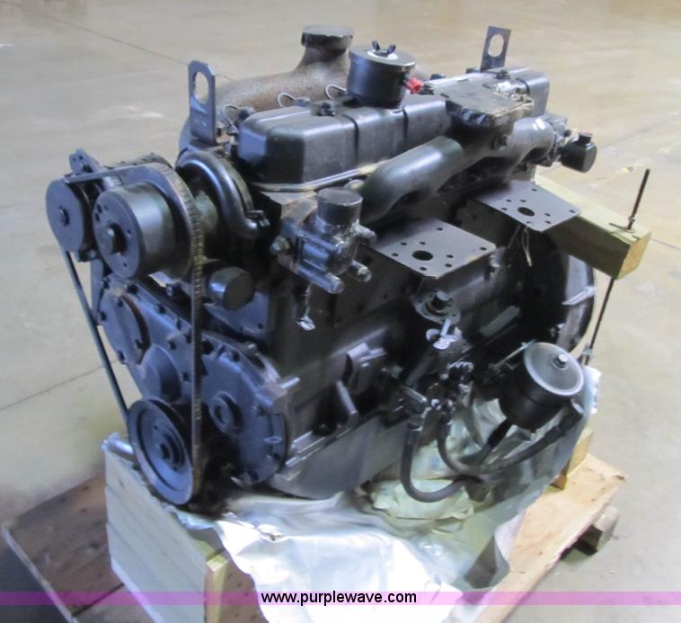 image for item AC9332 White Hercules six cylinder diesel engine