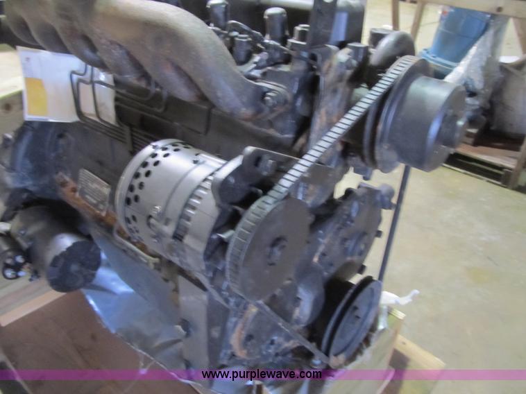 image for item AC9332 White Hercules six cylinder diesel engine