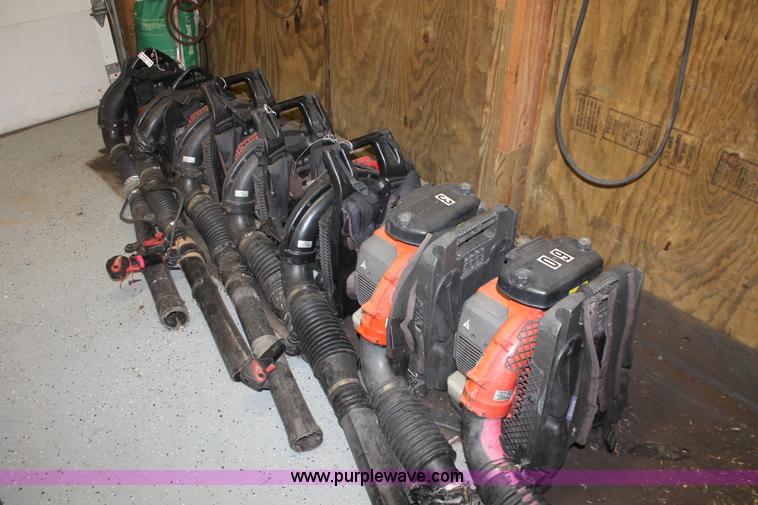 image for item AK9593 (7) assorted blowers