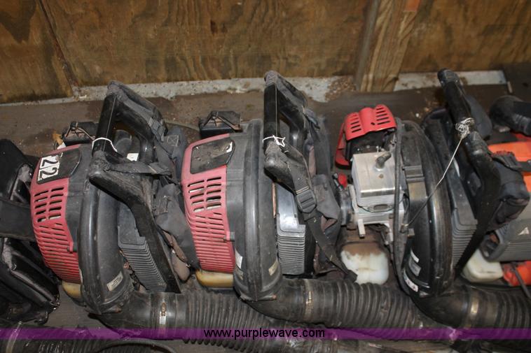 image for item AK9593 (7) assorted blowers