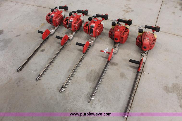 image for item AK9596 (5) Shindaiwa HT254 hedge trimmers