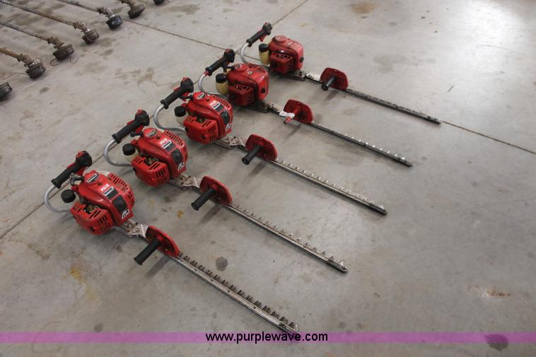 image for item AK9596 (5) Shindaiwa HT254 hedge trimmers