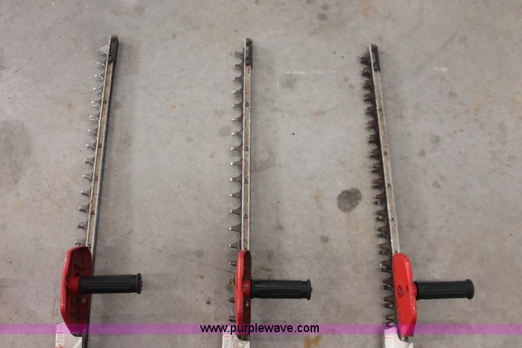 image for item AK9596 (5) Shindaiwa HT254 hedge trimmers