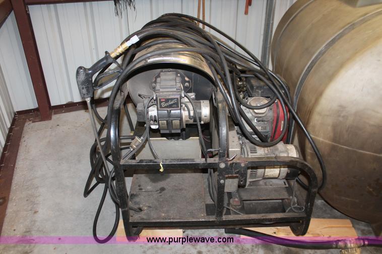 image for item AK9600 Pressure-Pro 3500 pressure washer system