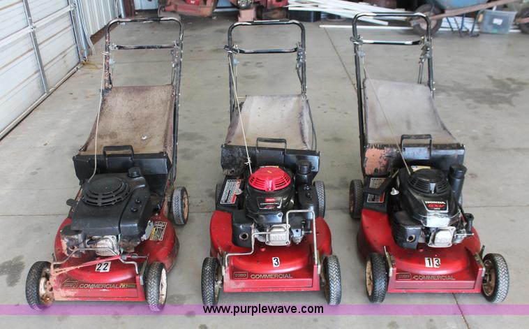 image for item AK9601 (3) Toro push mowers