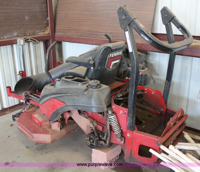 image for item AK9609 (2) Ferris IS1500Z ZTR commercial lawn mowers