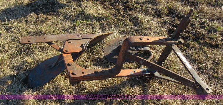 image for item AV9938 Single bottom plow