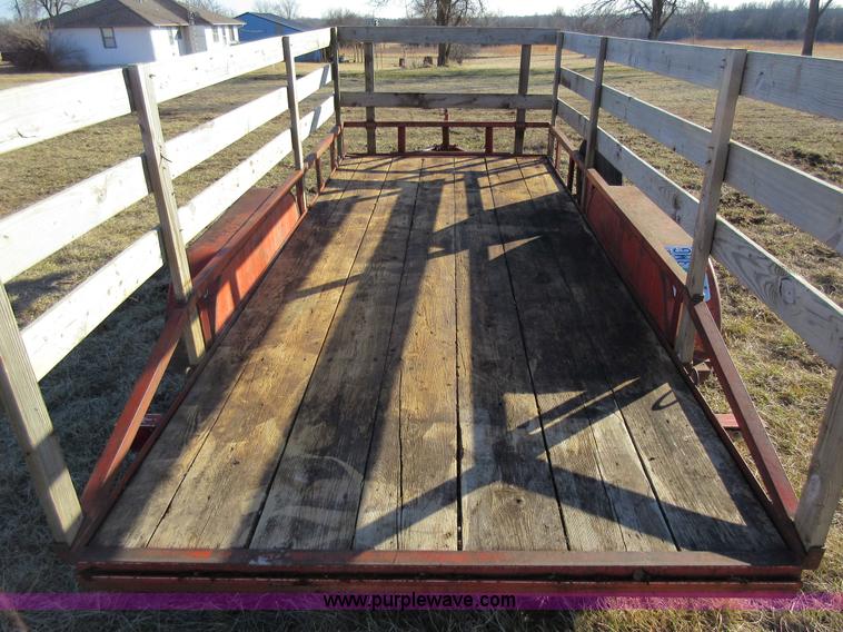 image for item AV9941 Utility trailer