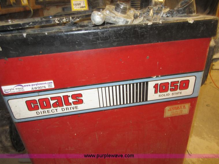 image for item AW9076 Coats 1050 wheel balancer