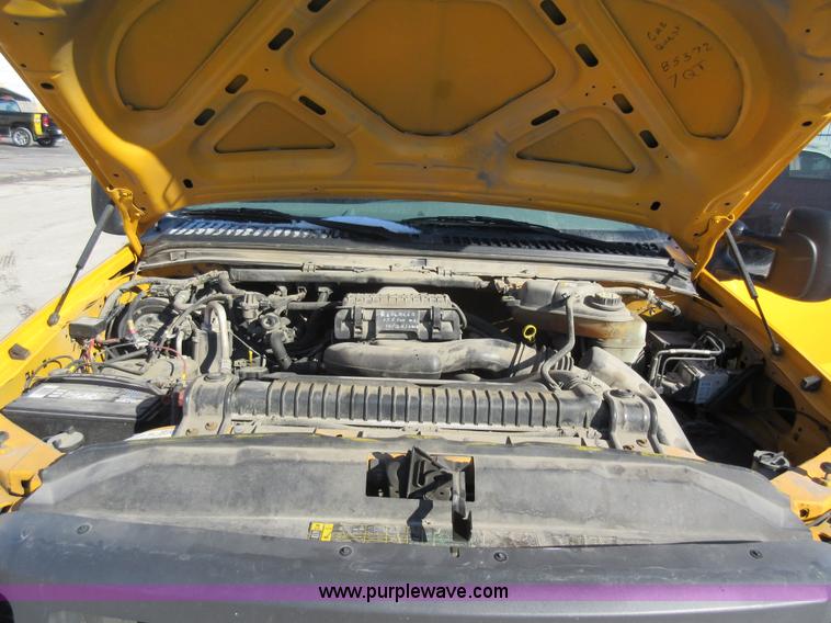 image for item AW9083 2005 Ford F250 Super Duty pickup truck