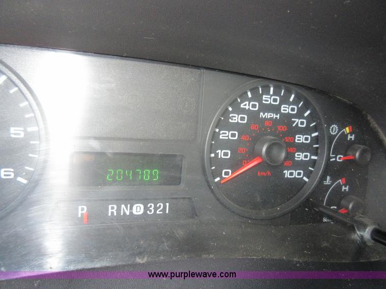 image for item AW9083 2005 Ford F250 Super Duty pickup truck