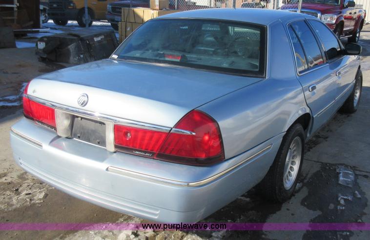 image for item AW9084 2003 Ford Crown Victoria Police Interceptor