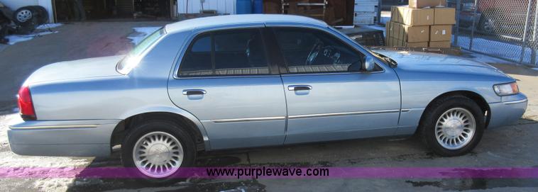 image for item AW9084 2003 Ford Crown Victoria Police Interceptor