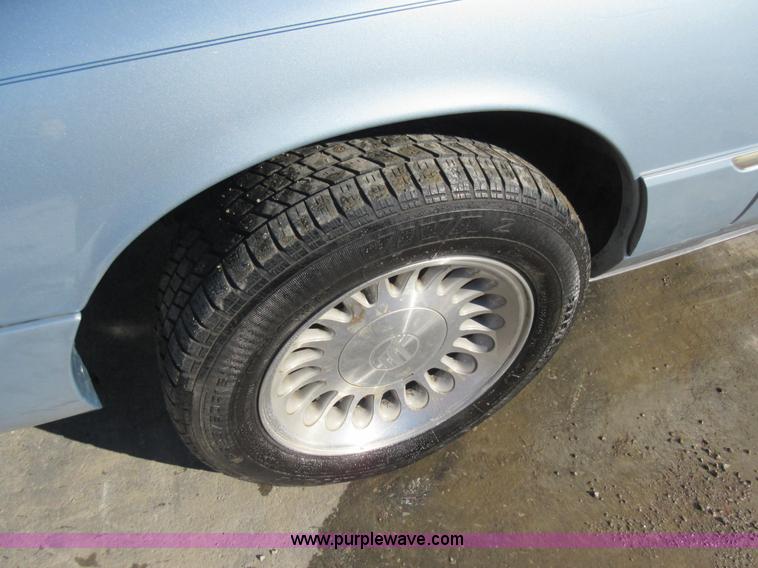 image for item AW9084 2003 Ford Crown Victoria Police Interceptor