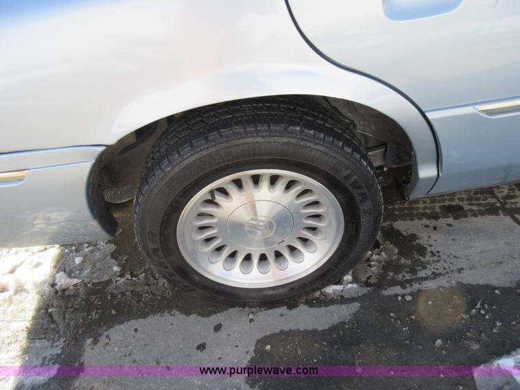 image for item AW9084 2003 Ford Crown Victoria Police Interceptor