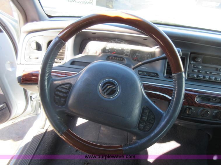 image for item AW9084 2003 Ford Crown Victoria Police Interceptor