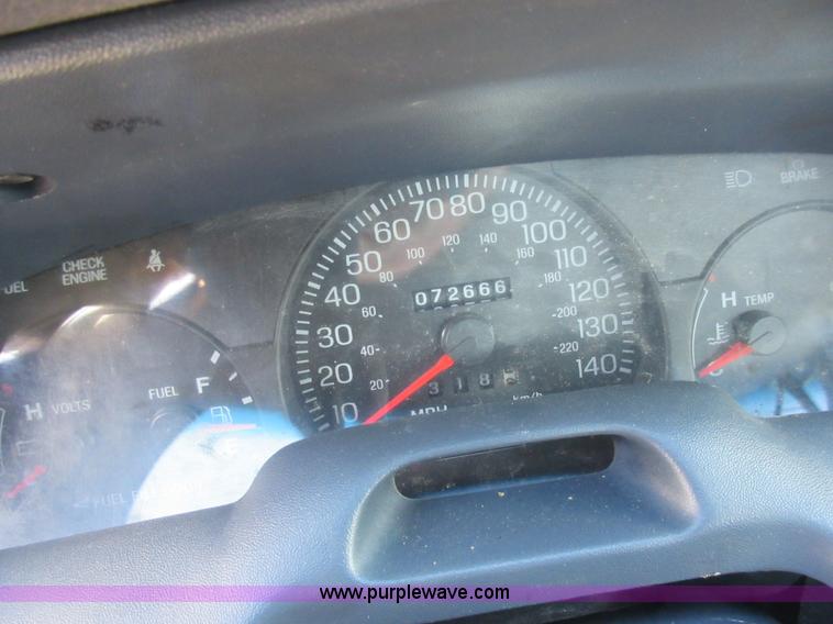 image for item AW9084 2003 Ford Crown Victoria Police Interceptor