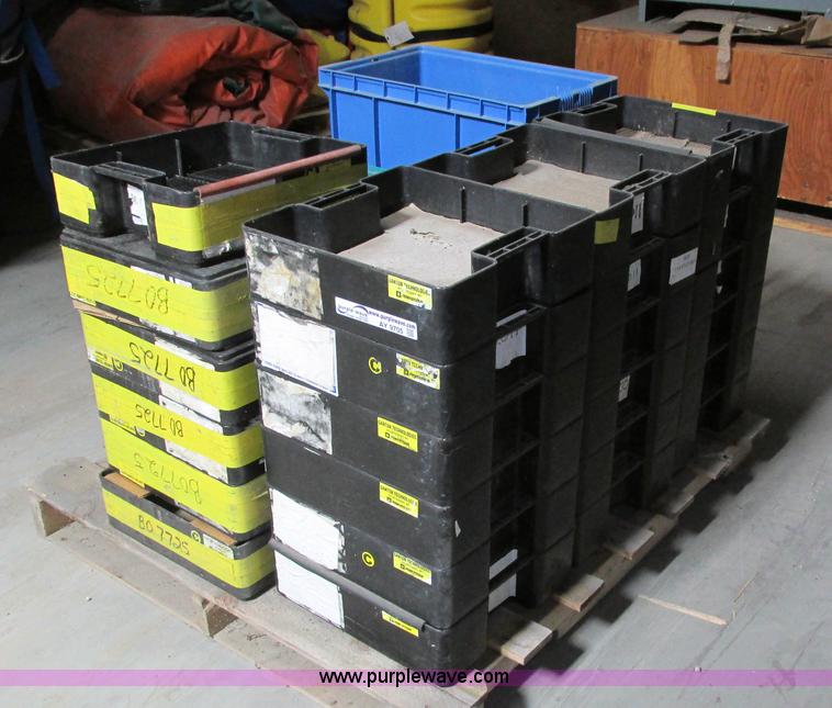 image for item AY9705 (30) plastic bins