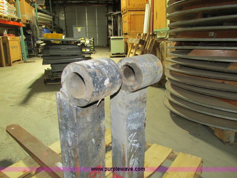 image for item AY9707 (2) forks