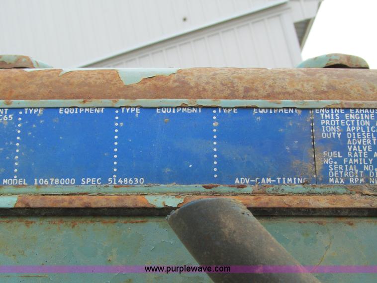 image for item AY9709 Detroit Diesel six cylinder diesel engine