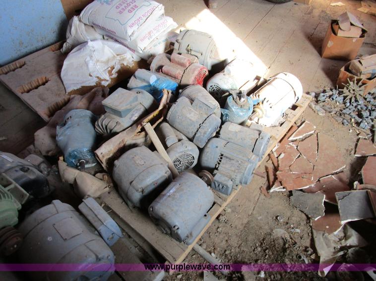 image for item BA9395 (15) electric motors