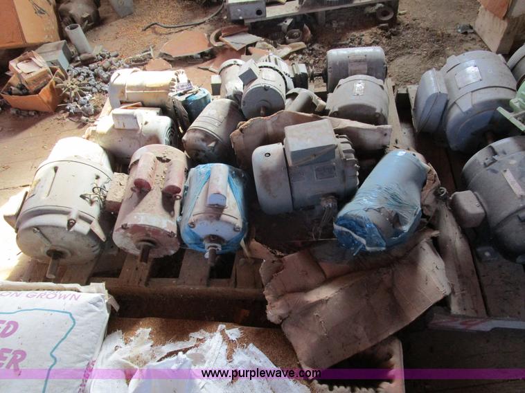 image for item BA9395 (15) electric motors