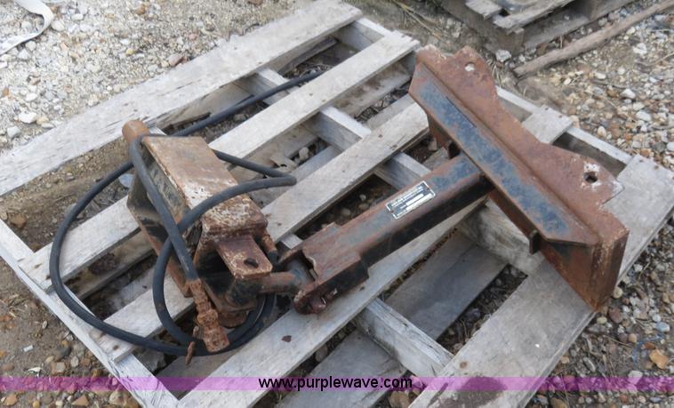 image for item BM9946 Leon Ram hydraulic auger