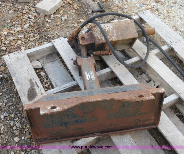 image for item BM9946 Leon Ram hydraulic auger