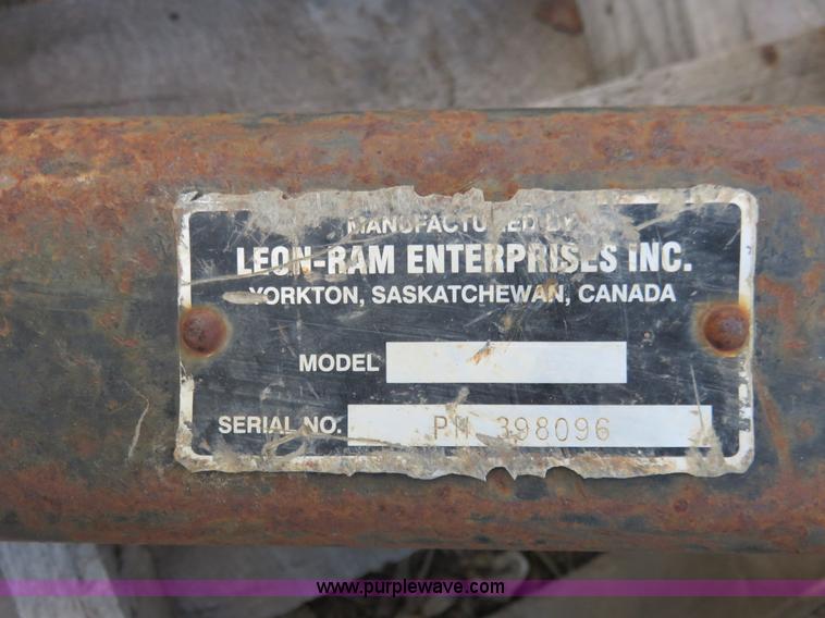 image for item BM9946 Leon Ram hydraulic auger