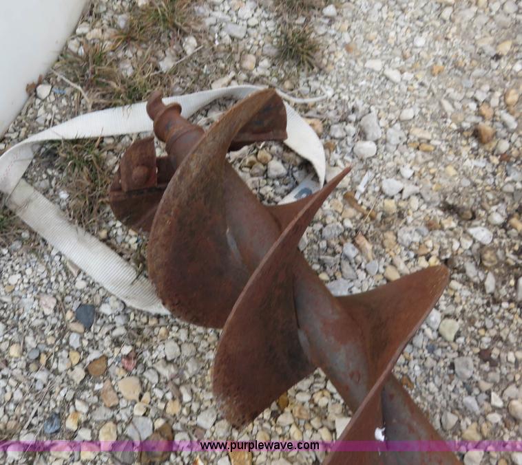 image for item BM9946 Leon Ram hydraulic auger