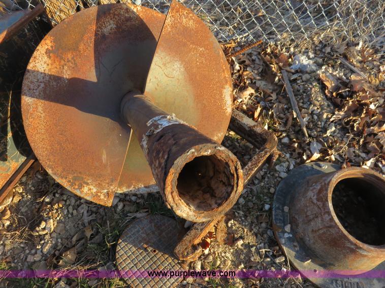 image for item BM9946 Leon Ram hydraulic auger