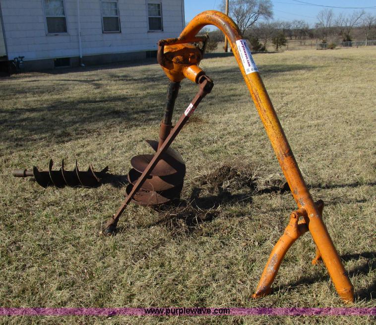 image for item D2289 Post hole auger