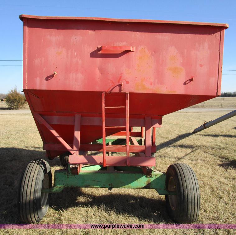 image for item D2294 Gravity wagon