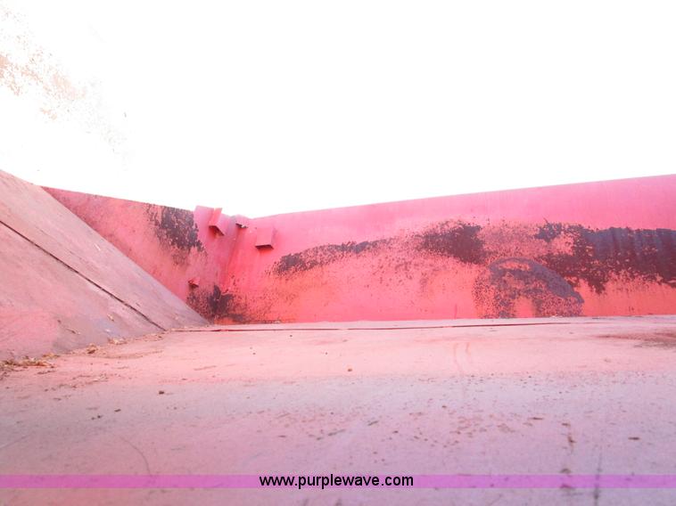 image for item D2294 Gravity wagon