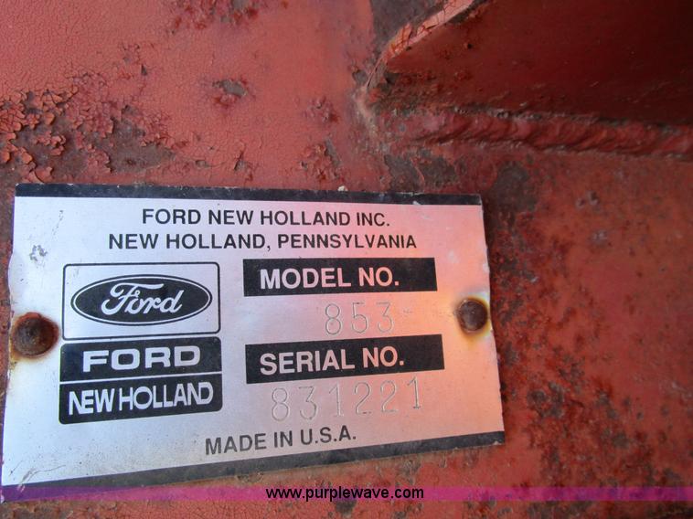 image for item D2295 1989 New Holland 853 round baler