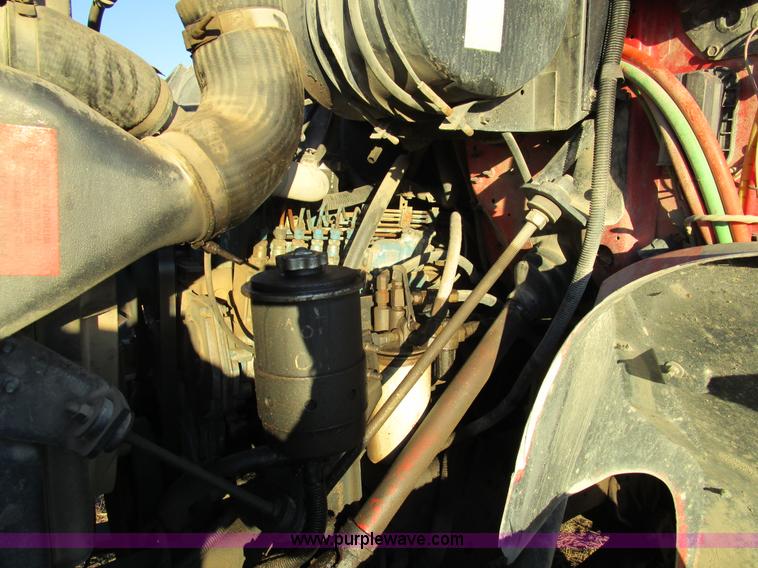 image for item D2296 1996 International 8100 flatbed truck