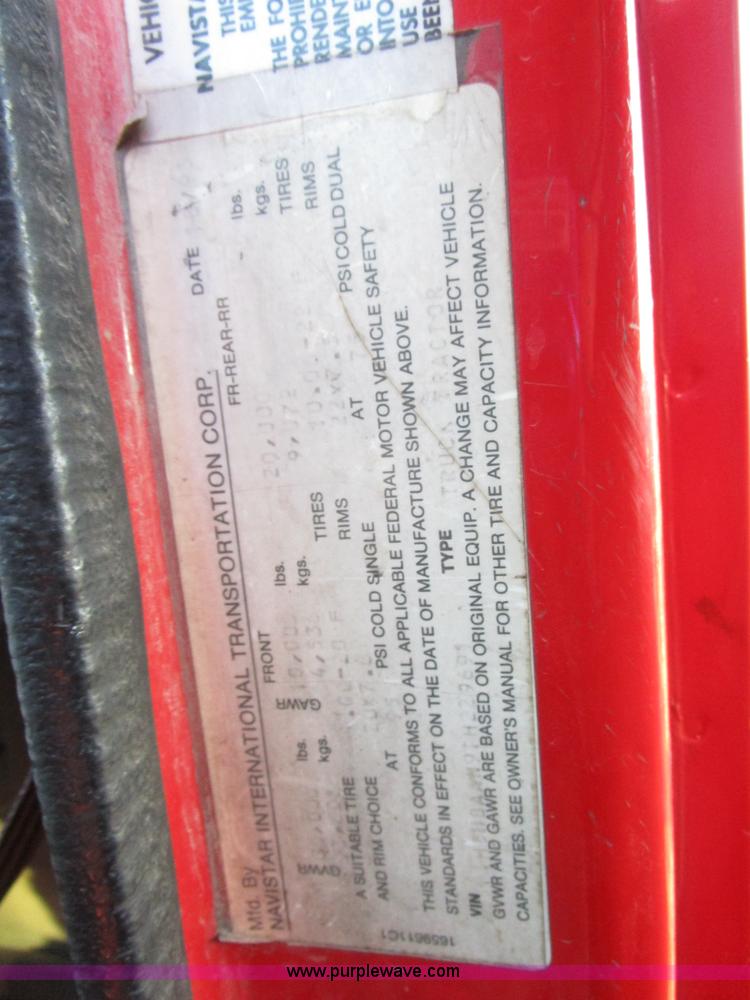 image for item D2296 1996 International 8100 flatbed truck