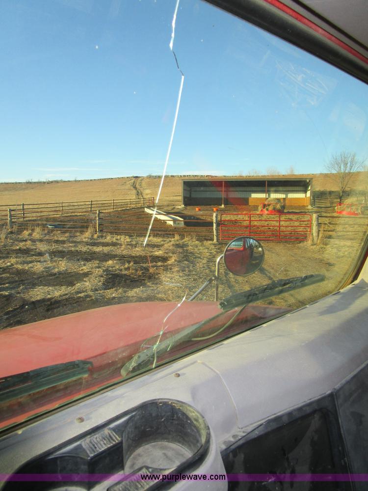 image for item D2296 1996 International 8100 flatbed truck