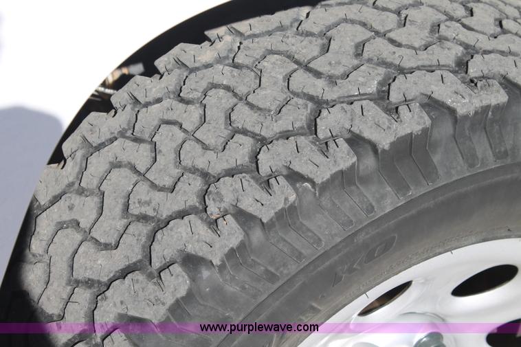 image for item H1623 2012 Chevrolet Silverado 1500 Crew Cab pickup truck