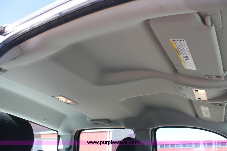 image for item H1623 2012 Chevrolet Silverado 1500 Crew Cab pickup truck