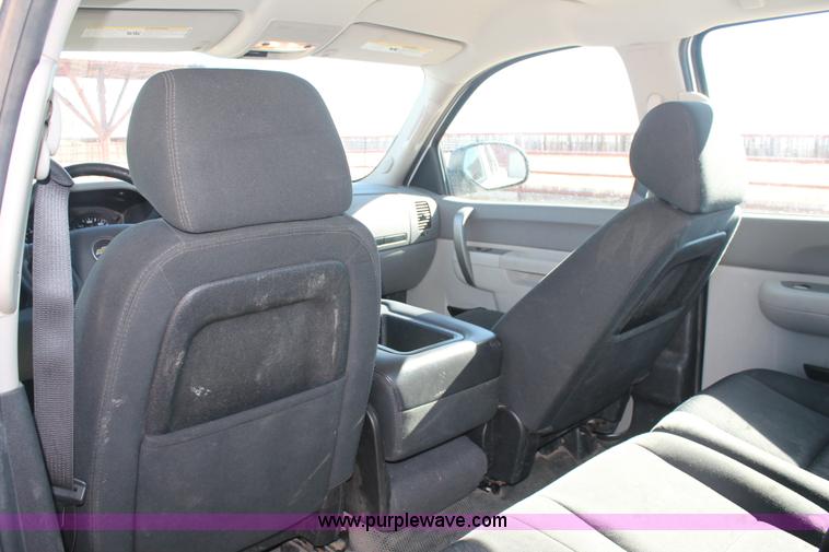 image for item H1623 2012 Chevrolet Silverado 1500 Crew Cab pickup truck